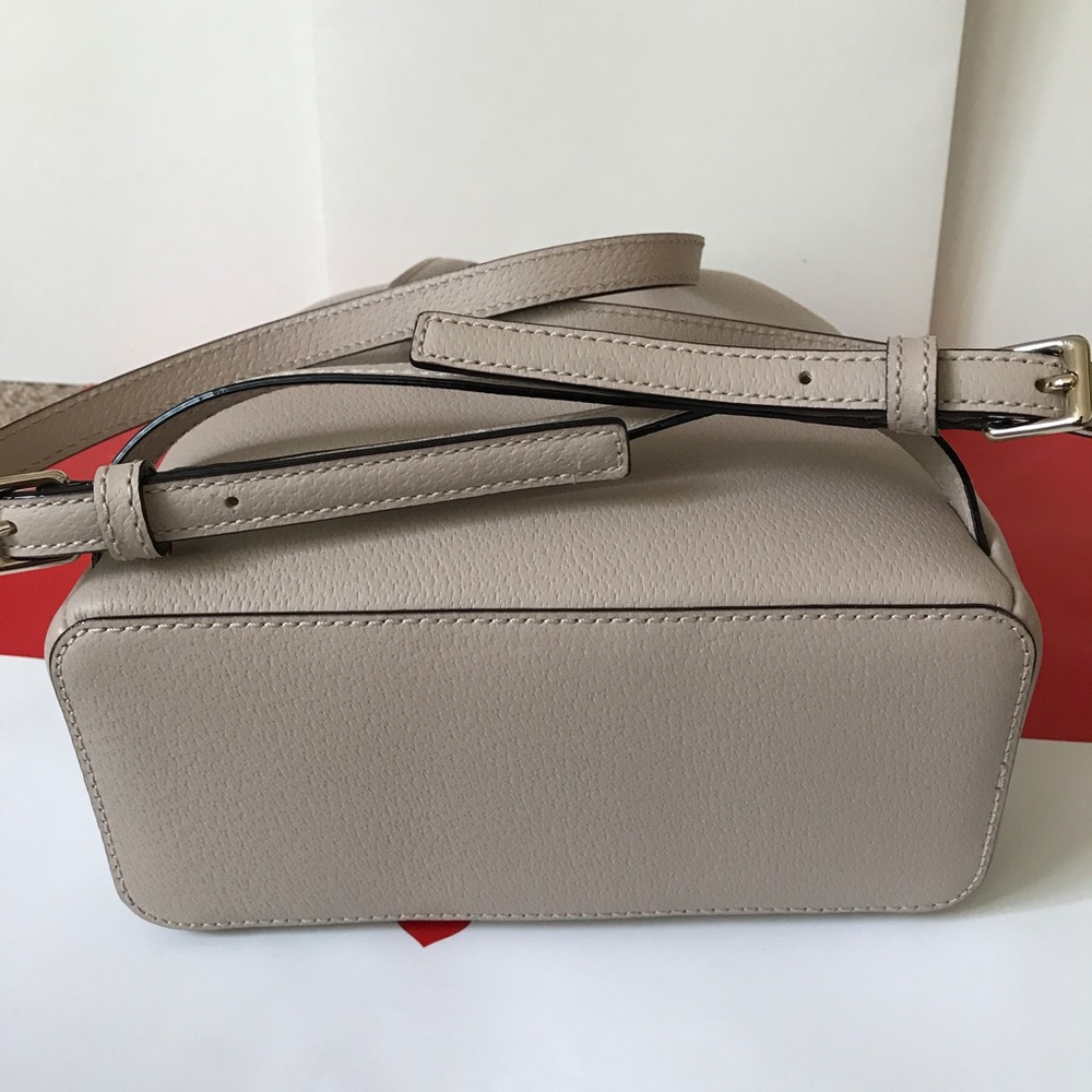 💦🏝Kate spade backpack bag🏝small size - Picture 6 of 8